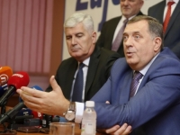 POLITOLOG ZLATKO HADŽIDEDIĆ: 'EU i njoj pridružene institucije stoje iza svega što rade Dodik i Čović'