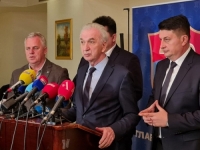 SDS O RATU U UKRAJINI: 'Dodikova vlast da jasno saopšti stavove'