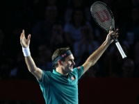 GODINE MU NIŠTA NE MOGU: Federer otkrio kada bi se mogao vratiti na teren