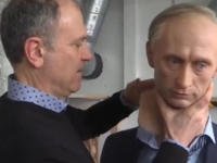 SVE JE BILO GOTOVO ZA NEKOLIKO SEKUNDI: Pogledajte kako je Muzej voštanih figura u Parizu uklonio figuru Putina...