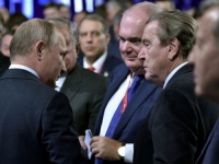 OSRAMOĆENI BIVŠI NJEMAČKI KANCELAR: Procurili detalji tajnog sastanka u Moskvi - 'Putin mu je odgovorio nakon 10 minuta...'