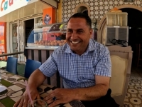 ISKUSNI KAFEDŽIJA: Vlasnik kafića u Tunisu objasnio kako razaznaje Hrvate, Srbe i Bosance