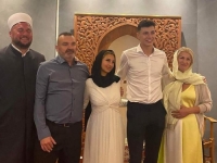 UBRZO NAKON ZARUKE: Bh. fudbalski reprezentativac Anel Ahmedhodžić šerijatski se vjenčao sa Marijanom Cecilijom Mašić u svom radnom gradu