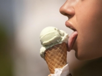 NEKI OD FAKTORA ŠTETNIJI OD DRUGIH: Evo šta vam se može dogoditi ako jedete sladoled svaki dan