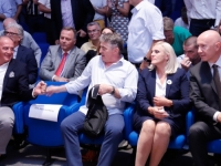 'SB' NA VANREDNOJ SJEDNICI GLAVNOG ODBORA DEMOKRATSKE FRONTE: 'Pozivamo Christiana Schmidta da bude visoki predstavnik za BiH, a ne protiv BiH' (FOTO)