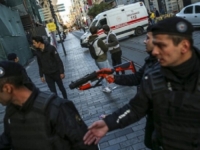 SCENE NAKON TERORISTIČKOG NAPADA: Istanbul prepun policije i specijalaca s dugim cijevima