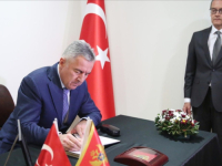 ĐUKANOVIĆ SE UPISAO U KNJIGU ŽALOSTI: 'Crna Gora je iskreno, prijateljski uz Tursku'