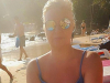ŽARI I PALI I U ŠESTOJ DECENIJI: Danijela Dvornik osvanula u mini bikiniju, fanovi na Instagramu oduševljeni…