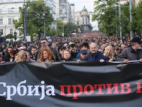 VUČIĆEV TABLOID BJESNI: 'TV Una prenosi protest opozicije, to je Dodikov napad na Srbiju'