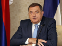 OBRUČ SE STEŽE: Dodik 'ima plan' u slučaju da Schmidt donese odluku o njegovoj smjeni