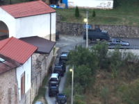 'OVOLIKA PRONAĐENA KOLIČINA ORUŽJA I VOJNE OPREME MIJENJA IGRU': Članice EU traže mjere protiv Srbije ako se utvrdi povezanost sa napadom na Kosovu