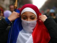 BIZARAN SLUČAJ: Francuskinja uhapšena nakon što je komšija čuo da govori 'Selam alejkum'