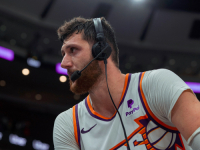 BOGAT PROGRAM NA NBA PARKETIMA: Jusuf Nurkić briljirao i pogodio za pobjedu 'Sunsa'protiv 'Bullsa'