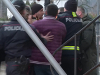 NEMILE SCENE NA CETINJU: Policija spriječila veću tuču, mitropolit Mihajlo izrevoltiran napustio skup (VIDEO)