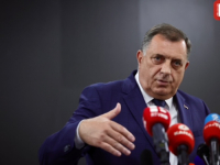 UŽURBANE PRIPREME ZA 9. JANUAR: Milorad Dodik zakazao vanredni sastanak u Banjoj Luci, prije toga razgovor s episkopom…
