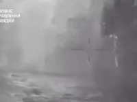 MUNJEVITI UDAR DRONOVA KAMIKAZA: Ukrajinci objavi snimak, pogledajte kako je potopljen brod ruske Crnomorske flote vrijedan čak…
