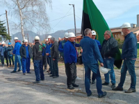 HOĆE LI NIKŠIĆEVA VLADA ZATVORITI RUDNIK: Zenički rudari i dalje ne rade, plaće za januar i februar očekuju do...