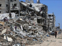 IZRAELSKI URBICID: Totalno uništene i neprepoznatljive ulice Khan Younisa u Gazi (VIDEO)