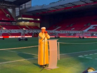 KADROVI SA ANFIELDA OBIŠLI ČITAV SVIJET: Liverpool je bio domaćin prvog iftara na svom stadionu (VIDEO)