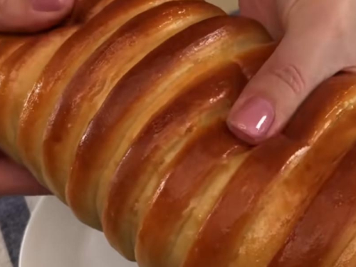 BOLJI NEGO IZ PEKARE: Ovaj recept za domaći kruh pravi je hit na internetu, otkrijte i zašto… (VIDEO)