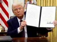 TRUMP VEČERAS UKIDA SANKCIJE SIRIJI: 'Želimo pomoći nakon građanskog rata'