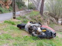JOŠ JEDNA NESREĆA U MOSTARU: Dvoje mladih na motociklu teško povrijeđeni