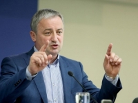 KOLEGIJ PDP-a NE SLUŠA VUČIĆA: 'Rješenje pitanja Inzkovog zakona uslov za...'