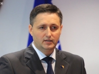 DENIS BEĆIROVIĆ PORUČIO DODIKU: 'Milorade dozovi se pameti, vrijeme da se prestaneš blamirati i....'