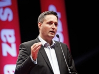 DENIS BEĆIROVIĆ POZVAO LIDERE: 'Nije vrijeme za podjele, Dodik i njegovi poslušnici zakoračili su u dejtonski Rubikon i...'