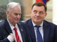 DOK SE U SARAJEVU POLEMIŠE O DJEDA MRAZU: Dodik u Janju, Prijedor, Gacko 'vraća' Ratka Mladića