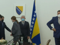 DODIK SE PONOVO OSRAMOTIO: Odbio se fotografisati sa Power i Nelsonom (FOTO, VIDEO)