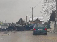 SAOBRAĆAJNA NESREĆA KOD SARAJEVA: Policija je na terenu...