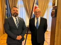 VAŽAN SUSRET I JASNE PORUKE: Ambasador BiH u Velikoj Britaniji se sastao sa izaslanikom Stuartom Peachom