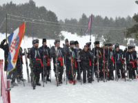 DALMATINCI NA SNIJEGU NAPRAVILI SHOW, MEĐU GLEDATELJIMA I SABORSKI ZASTUPNIK: 'Sinjska Ski Alka' održana u Kupresu, pobjednik je...