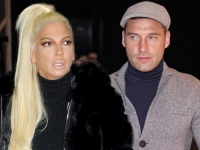 OGLASILA SE JELENA KARLEUŠA: 'Prekinite sa maltretiranjem moje porodice i mene'