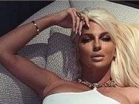 VRUĆE IZ DUBAIJA: Jelena Karleuša osvanula na Instagramu oskudno odjevena, fanovi u transu…