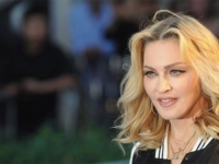 MADONNA POKAZALA STRAŽNJICU I ZGROZILA LJUDE: 'Nekad si bila idol, sad si predmet ismijavanja'