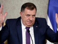 KAKO JE DODIK SPISKAO 40 MILIONA DOLARA: Želio je da upozna Stevea Bannona, a od Trumpa i Orbana je očekivao...