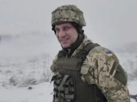 UKRAJINU IMA KO DA BRANI: Legendarni bokser Vitaly Klitschko obukao vojnu uniformu (FOTO)