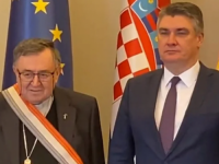 'IZ DALEKA PRIMI POZDRAV...': Zoran Milanović odlikovao kardinala Vrhbosanskog Vinka Puljića uz sevdalinku... (VIDEO)