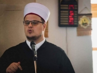 PRIJEDORSKI IMAM NA UDARU NACIONALISTA :'Omere, osluškuj da li ti se neko s nožem šunja oko kuće'