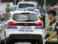POKUŠAJ UBISTVA U SUSJEDSTVU: Muškarac na terasi kafića oštrim predmetom ranio 27-godišnjaka