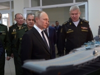 OPASNA IGRA VLADIMIRA PUTINA: Rusija u Crno more poslala ratne brodove, u Bjelorusiju avione