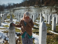 UGLEDNI FRANCUSKI LIST LIBERATION POSVETIO NAŠOJ ZEMLJI NASLOVNICU: 'U Srebrenici se svi bojimo novog rata'