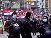 NEČUVENO: Hrvatska i bosanskohercegovačka zastava na demonstracijama antivaksera u Njemačkoj, odmah do njih...