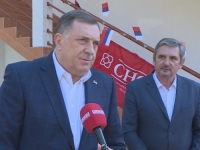 LIDER SNSD-a PONOVO HISTERIŠE: 'U Americi su mi rekli da se moram naviknuti da BiH ima većinski narod koji se zove Bošnjaci i da ONI IMAJU PRAVO NA...'