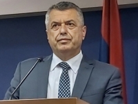 SENAD BRATIĆ UPOZORIO POSLANIKE U NSRS: 'Ne radite stvari za koje ova skupština nije nadležna!'