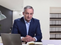 ČOVIĆEV PORTAL NAPAO BORENOVIĆA: 'Mali četo je poznat po lupetanjima koja malo koga zanimaju' 