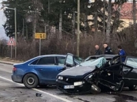 UŽAS NA JUGOZAPADU BOSNE I HERCEGOVINE: U saobraćajnoj nesreći kod Livna povrijeđeno više osoba...