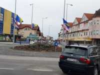 EVO ZORE, EVO...: Uoči Dana Općine, grad osvanuo pod simbolima tzv. Herceg-Bosne
